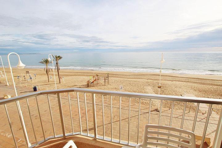 Apartamento Apartamento Europa Primera Linea De Playa Guardamar Guardamar del Segura Exterior foto