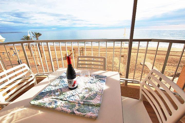 Apartamento Apartamento Europa Primera Linea De Playa Guardamar Guardamar del Segura Exterior foto