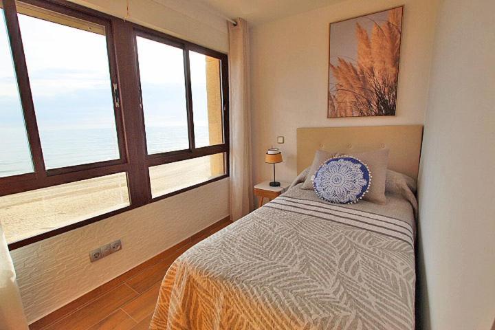 Apartamento Apartamento Europa Primera Linea De Playa Guardamar Guardamar del Segura Exterior foto